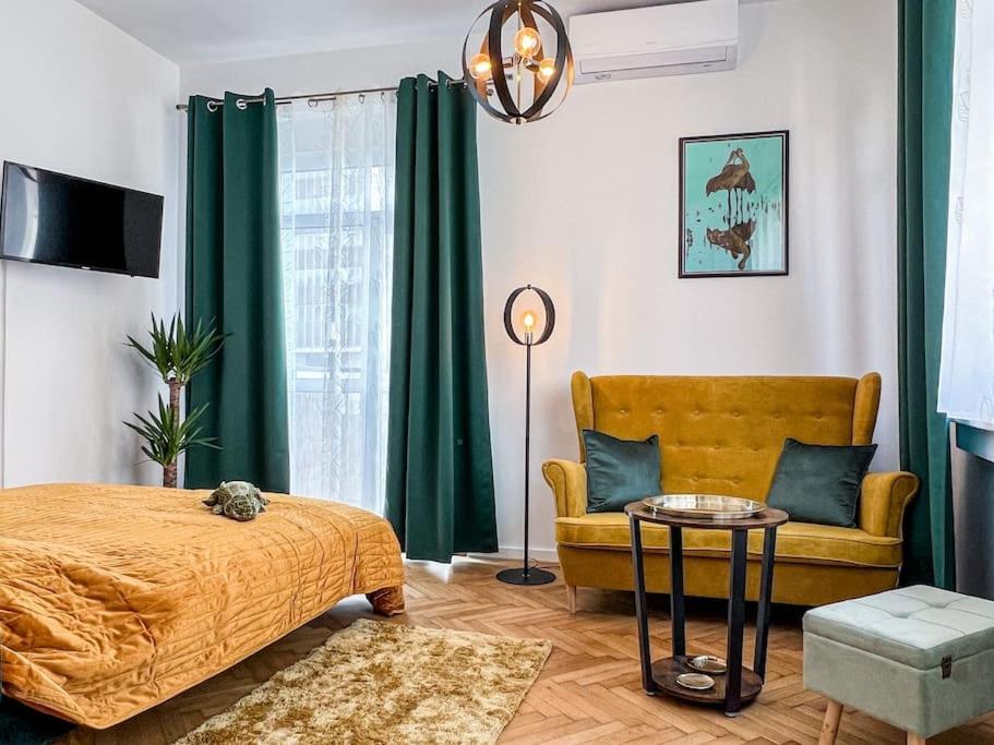 Art Deco Studio In Old Town Bratislava Extérieur photo